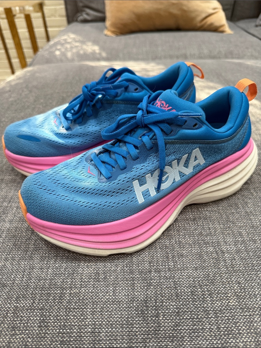 Hoka Bondi 8